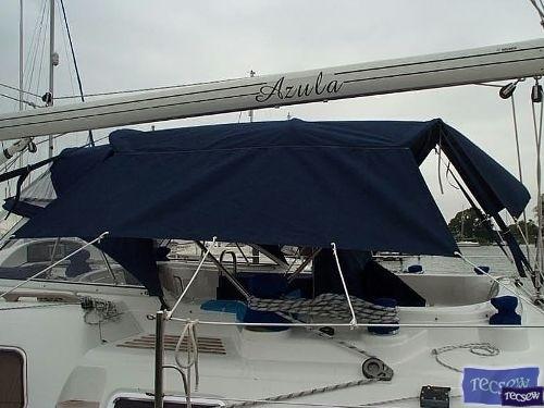 Moody 54 Telescopic Bimini_6