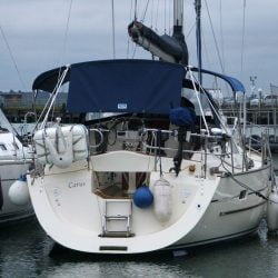 Southerly 110 Bimini, mainsheets fwd of Sprayhood_3