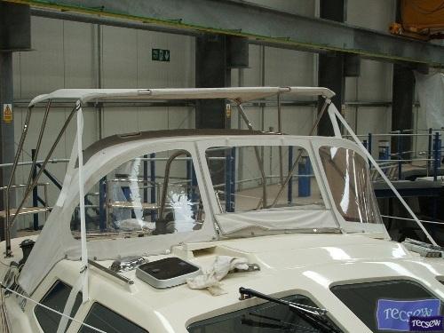 Southerly 115, series 4 Bimini_2