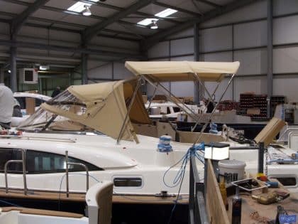 Southerly 420 Bimini fitted with roof support struts, ref 5829_2