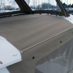 Lagoon 400 Cockpit Enclosure With Internal Window Blinds_6