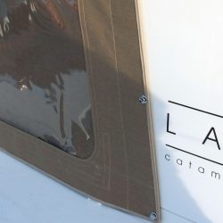Lagoon 400 Cockpit Enclosure With Internal Window Blinds_8