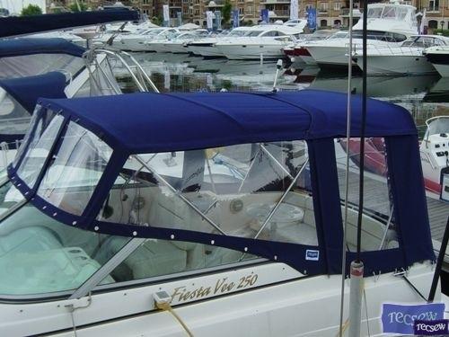 Rinker 250 Fore and Aft Canopies_3