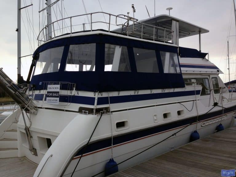 Trader 535 Signature Cockpit Enclosure_3