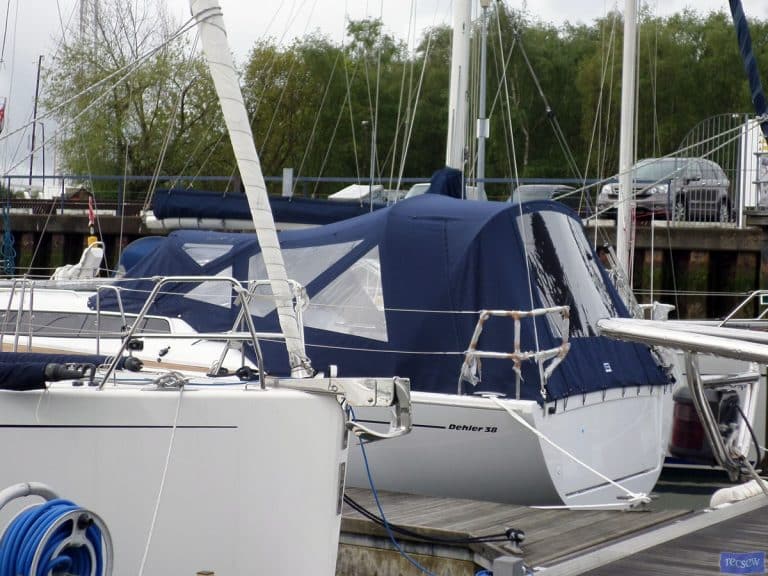 Dehler 38 Cockpit Enclosure fitted to Tecsew Sprayhood_4