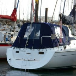 Hunter Channel 31 Cockpit Enclosure fitted to one off Sprayhood_3