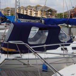 Moody 31 Cockpit Enclosure and Sprayhood recover, Miranda_1