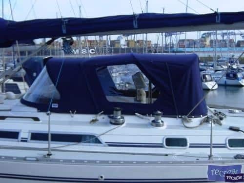 Moody 425 Cockpit Enclosure_1