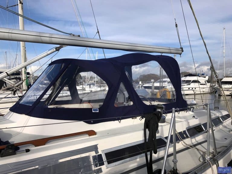 Moody 425 Cockpit Enclosure_1