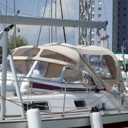 Najad 400 Cockpit Enclosure with new frames_3