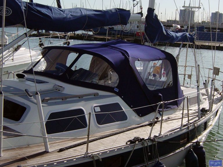 Oyster 435 Cockpit Enclosure, Aithina in Sunbrella Supreme_3