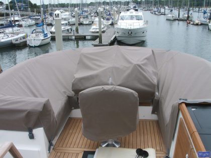 Sealine F46 Flybridge crew covers_1