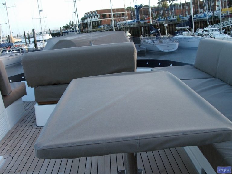 Sealine F46 Flybridge crew covers_3