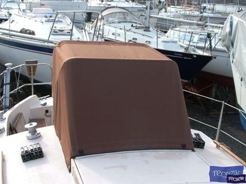 Sadler 32 Hatch hood_2