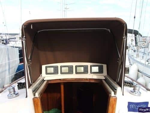 Sadler 32 Hatch hood_1