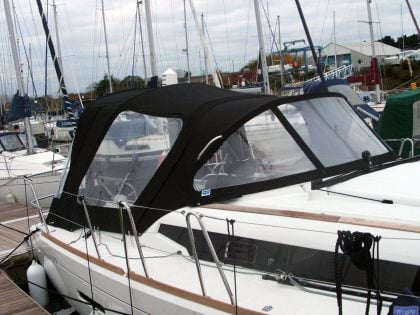 Sprayhood welded side grab handles_1