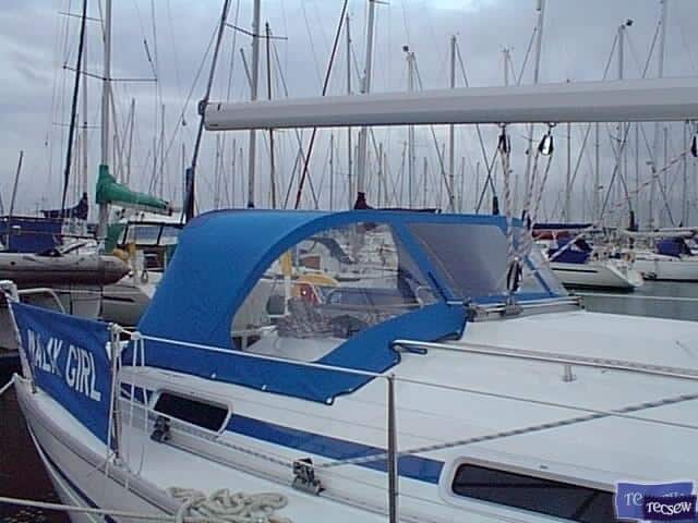 Bavaria 34 Sprayhood_1