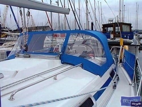 Bavaria 34 Sprayhood_4