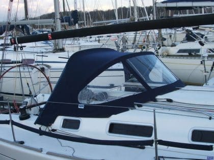 Beneteau First 34.7 Sprayhood_3
