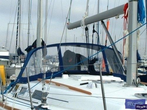 Dufour 365 Sprayhood_1