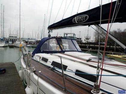 Dufour 40 Sprayhood MK 2_1