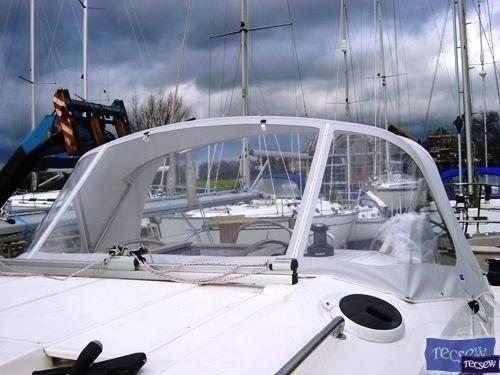 Elan 434 sprayhood, replacement for Elan supplied hood_2