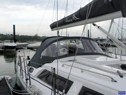 Hanse 325 Sprayhood recover for factory fit original_3