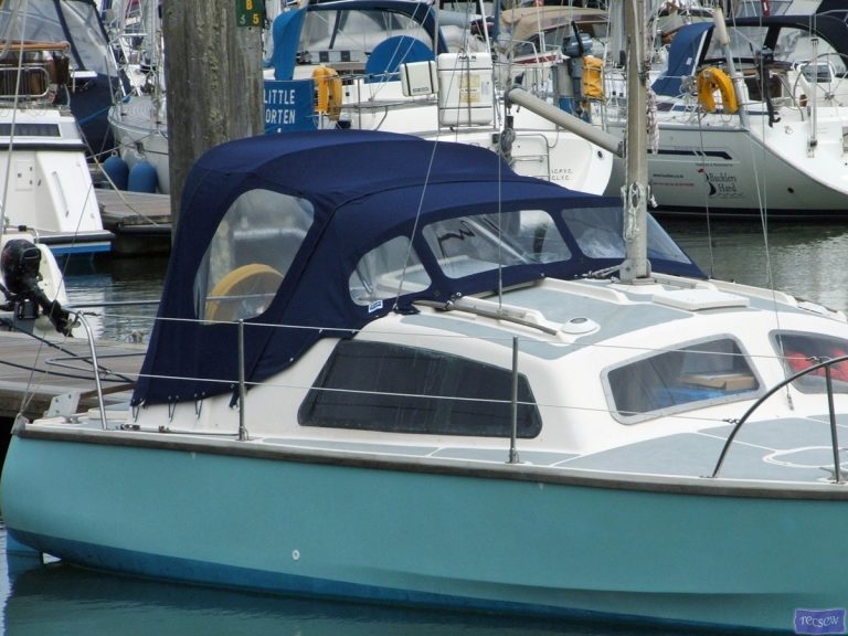 Hirondelle Catamaran, Harmony Sprayhood recover_3