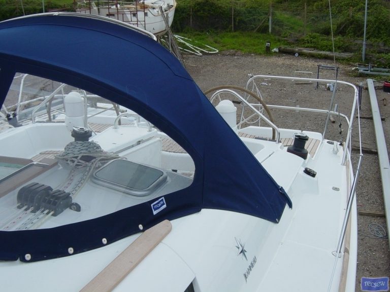 Jeanneau Sun Odyssey 39i Sprayhood_2
