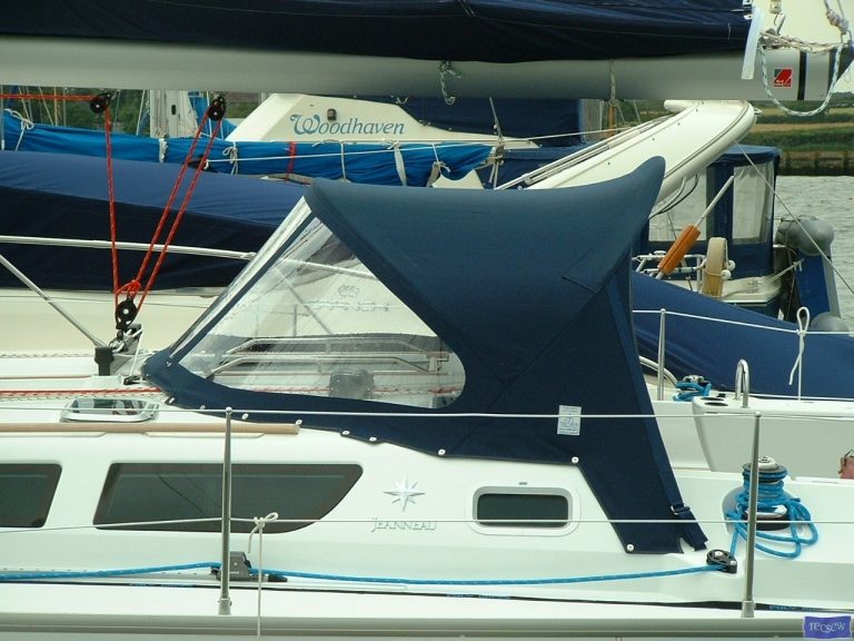 Jeanneau Sun Odyssey 40.3 Sprayhood_1
