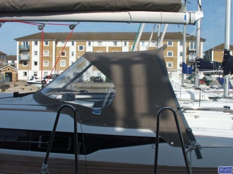 Jeanneau Sun Odyssey 409 Sprayhood_1