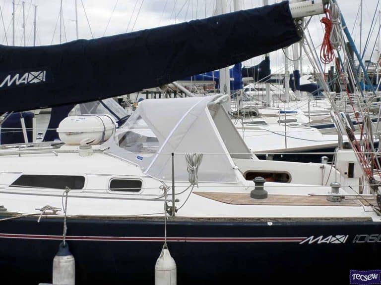 Maxi 1050 Sprayhood recover_1