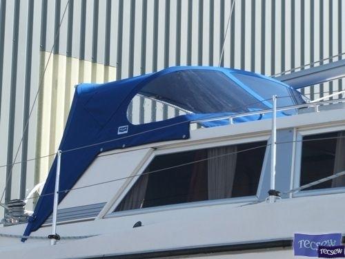 Moody Eclipse 33 Sprayhood_4