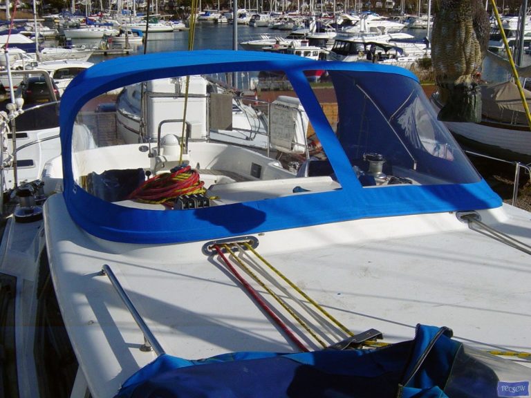 Oyster 42 Sprayhood recover_2