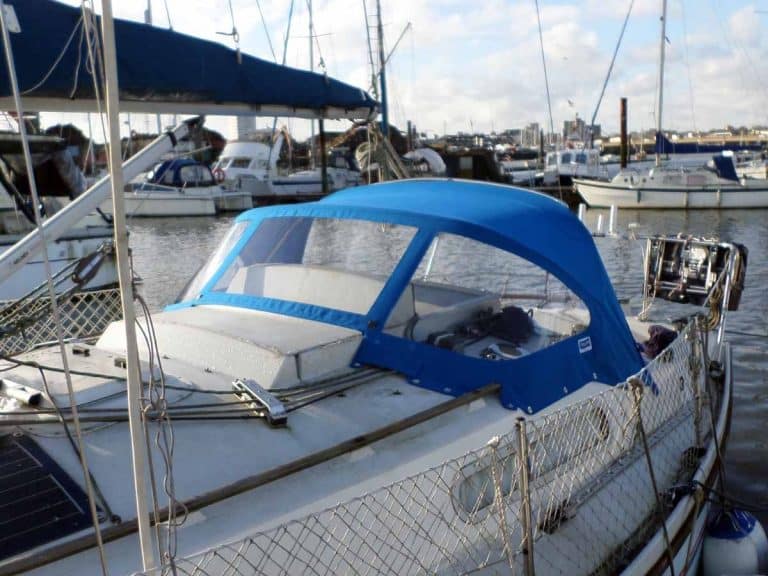 Sadler 29 Sprayhood_1