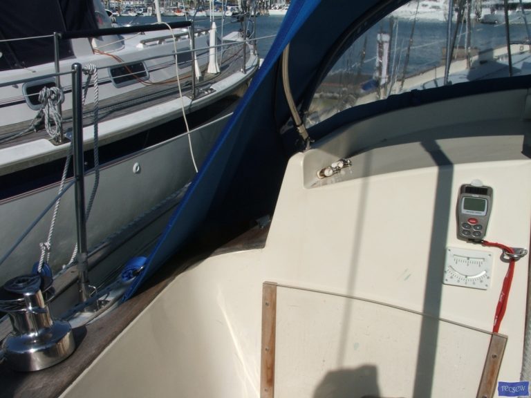 Tradewind 35 Sprayhood_5