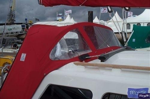 Vancouver 34 Pilot Sprayhood_2