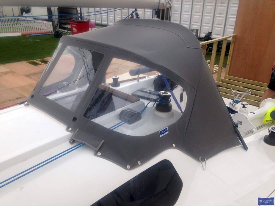 Viko 30 Sprayhood_1