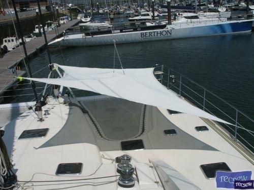 Privilege 745 Sun Awning_3