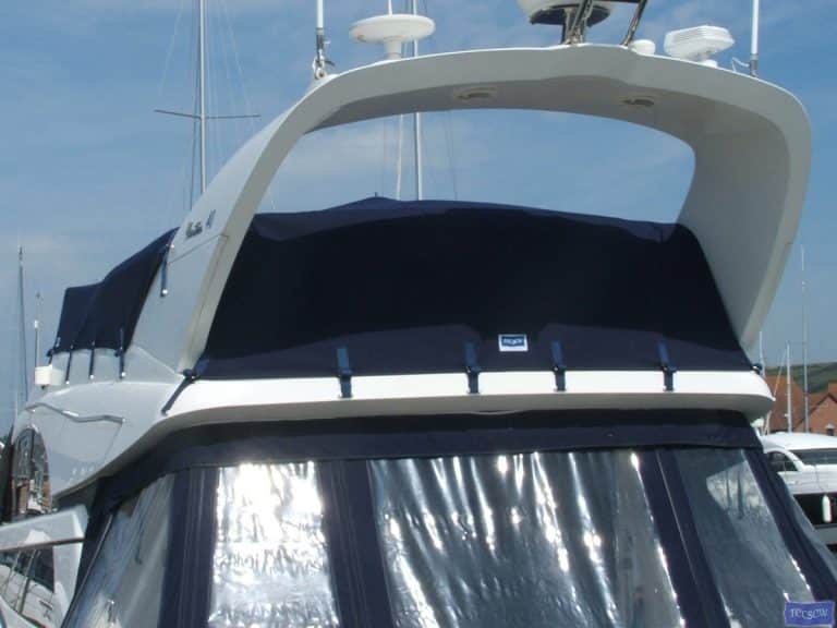 Fairline Phantom 40 Flybridge Tonneau_3