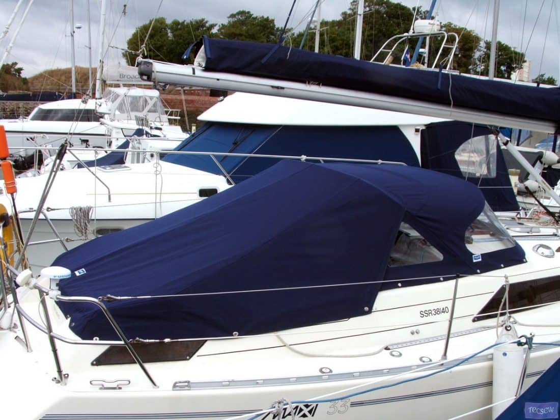 Maxi 33 Sprayhood Tonneau_1