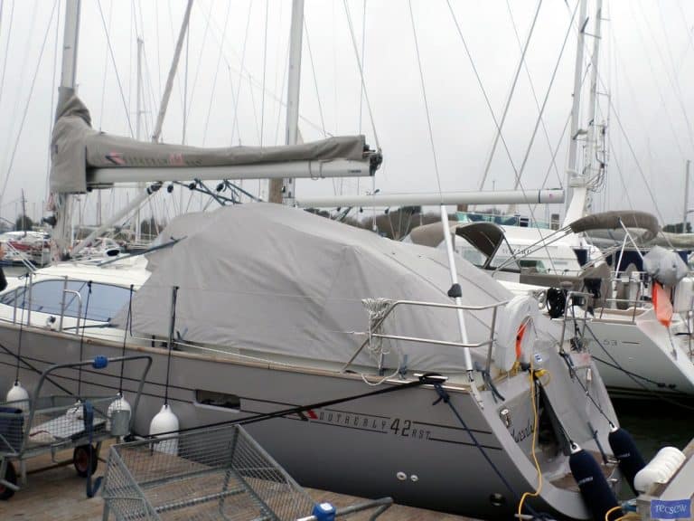 Southerly 42 rst Sprayhood Tonneau_2