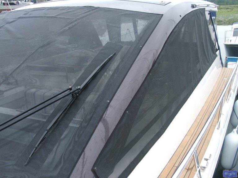 Sealine SC 47 Mesh Windscreen Covers in Black_3