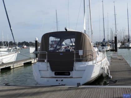 jeanneau sun odyssey 41ds cockpit enclosure 3
