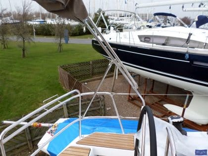 jeanneau sun odyssey 41ds cockpit enclosure 8