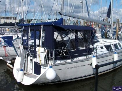 jeanneau sun odyssey 43ds bimini conversion 1