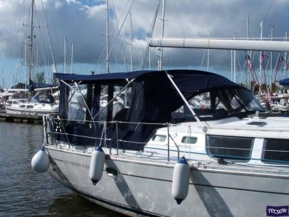jeanneau sun odyssey 43ds bimini conversion 3
