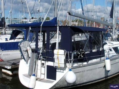 jeanneau sun odyssey 43ds bimini conversion 5