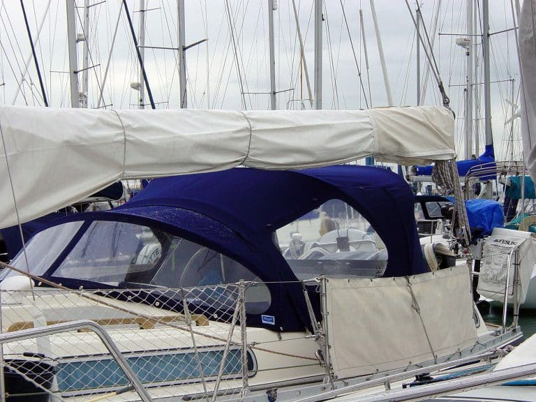 Moody 33 mk 2 Sprayhood recover on existing frame