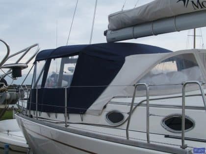 moody 41 classic bimini conversion fitted to tecsew bimini 8